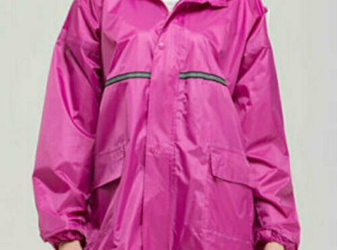 Want to Get Hold of Practical Wholesale Rainwear? - Odevy/Príslušenstvo