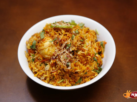 Dive Into a Bowl of Flavourful Chicken Biryani - Outros