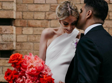 Tailor Made Mens & Womens Custom Suits in Brisbane - Quần áo / Các phụ kiện