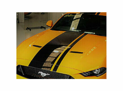 Premium Vinyl Wrapping Services in Adelaide - Otros