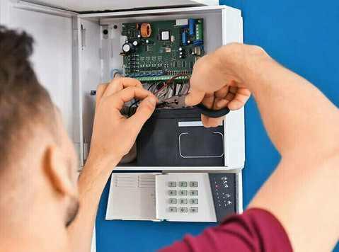 Alarm Installation with Milcom Institute - Điện tử