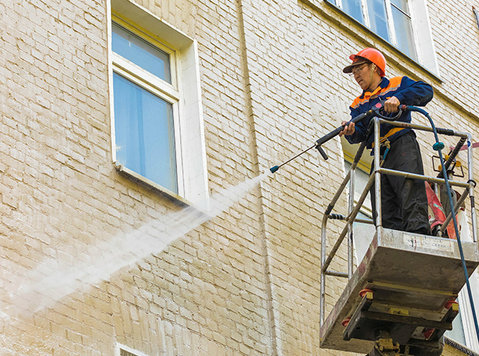 Expert Commercial Soft Washing in Melbourne, Pro Cleaners - Limpieza