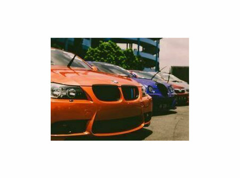 Stay Protected with Automotive Window Tinting - Autres
