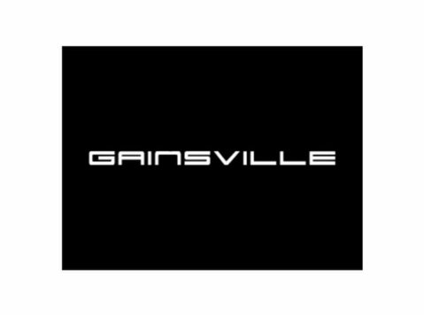 Style and Comfort: Gainsville Electric Recliner Sofa - Furniture/Appliance