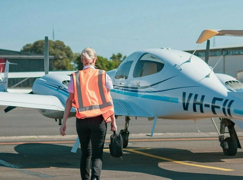 How to Become a Pilot in Australia | Learntofly Melbourne - Otros