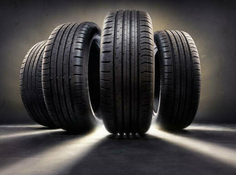 Car tires with tubes - Viagens/caronas