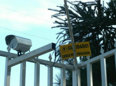 Manutenção Cerca Elétrica (11) 98475-2594 São Miguel Itaim - Outros