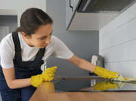 Comprehensive Office Cleaning Services - Renhold