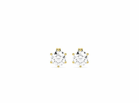 Diamond Earring From Godaharidev Jewells - Inne