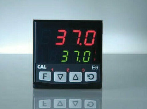 West CAL E6C Temperature & Process Controller - Elektropreces