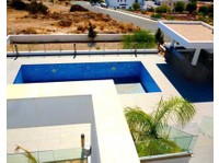 luxury sea view villa in Limassol - Diğer