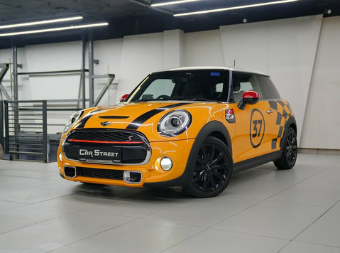 Best Used Car Dealers in Delhi -  	
Bilar/Motorcyklar