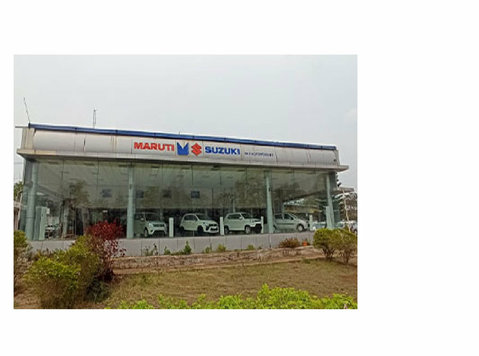 Dzire Car Showroom In Rishikesh - Mobil/Sepeda Motor