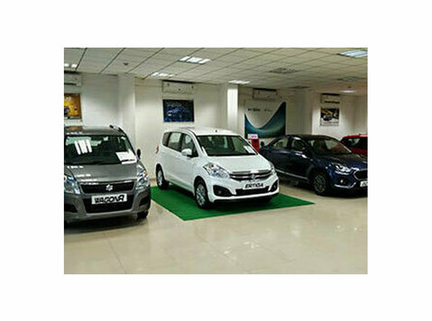 Arena Car Showroom In Bhiwadi Road - รถยนต์/รถจักรยานยนต์