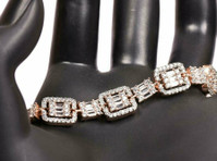 Best jewelery shop in New Delhi - Clothing/Accessories