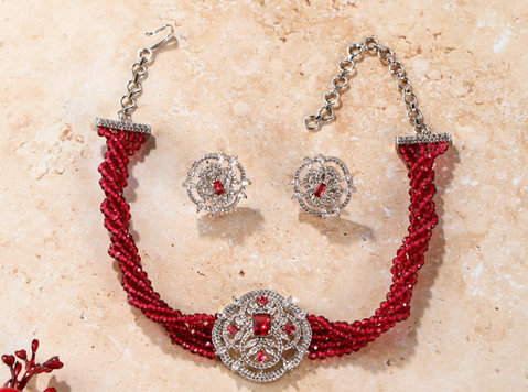 Elegant Artificial Jewellery Sets & Kundan Necklaces - Klær/Tilbehør