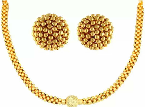 Short necklace and earrings set for women's - Riided/Aksessuaarid