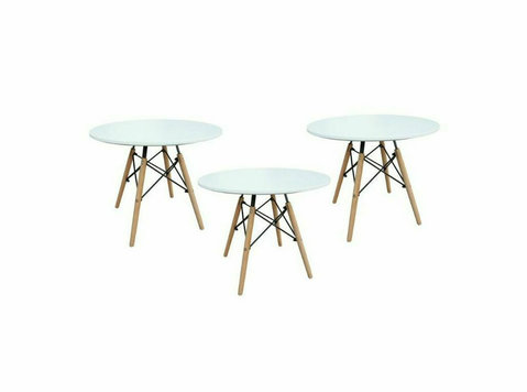 Sleek White Coffee Table: Stylish Centerpiece for Your Space - เฟอร์นิเจอร์/เครื่องใช้ภายในบ้าน