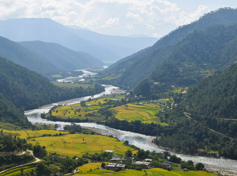 Explore Bhutan Package tour from Kolkata by Naturewings - Travel/Ride Sharing