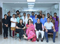 Kiran Infertility Centre - Parceiros de Negócios