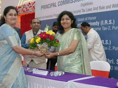 Gst Compliance Services In Kothrud Pune - Dsk Finsmart - Avocaţi/Servicii Financiare