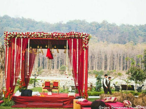 Celebrate Eternal Love: Top Marriage Gardens in Noida - Outros