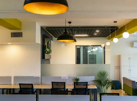Coworking Space in Dlf Phase Iv, Sector 27, Gurugram - Annet