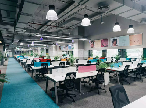 Coworking Space in Grand Mall, Sector 28, Mg Road, Gurugram - Outros