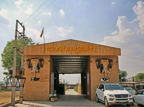 Find The Best Coupon For a Discount at Madhavgarh Farms - Outros