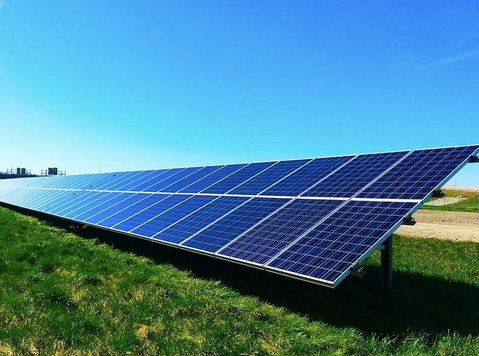 Solar Modules and Solar Inverters for Modern Energy Solution - Inne