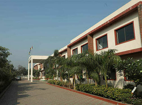 Top 10 Cbse Schools in Anand, Gujarat - Services: Other