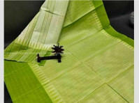 Uppada Sarees New Collection | Tapathi.com - Abbigliamento/Accessori