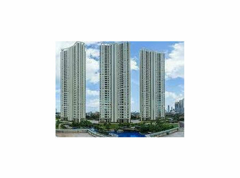 2 Bhk Flats For Sale in Hyderabad - Raheja Vistas - Buy & Sell: Other
