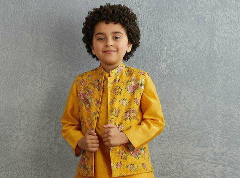 Shop Designer Kids Wear – Luxury Kidswear in India - Zīdaiņu/bērnu lietas