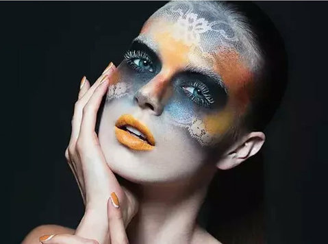 International Diploma in Fashion & Creative Makeup – Ama Int - Beauty/Fashion