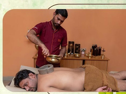Back Pain Treatment In Delhi - Khác