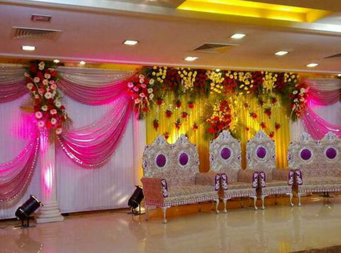 Banquet halls in Naraina - Services: Other