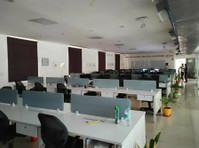 Office spaces in Noida Sector 62 - Overig