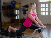 One on One Private Pilates Classes - Monicapilates.com - Sport/Yoga