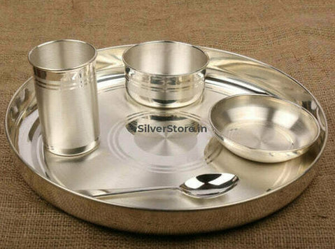 Pure Silver Dinner Set: A Gift of Elegance and Luxury - Altele