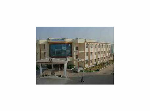 B.pharmacy College in Haryana - Annet