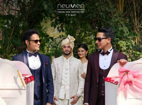 Timeless Suits for the Modern Gentleman - Quần áo / Các phụ kiện