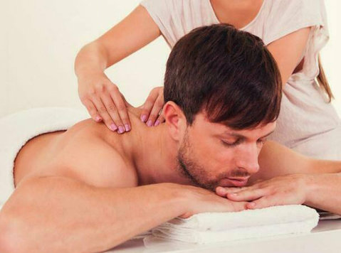 Crystal Thai Spa Bangalore 9071555550 - Belleza/Moda