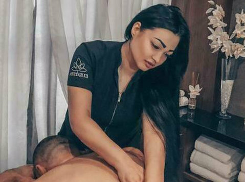 Royal Bliss Spa Belgaum 9152449971 - Beauty/Fashion