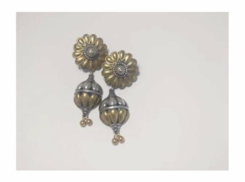 Buy oxidised dual tone earrings in Kochi - Aakarshan - Imbrăcăminte/Accesorii