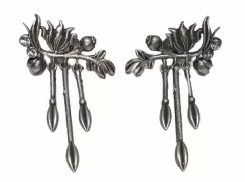Buy oxidised earring with lotus design in Kochi - Aakarshan - Одећа/украси