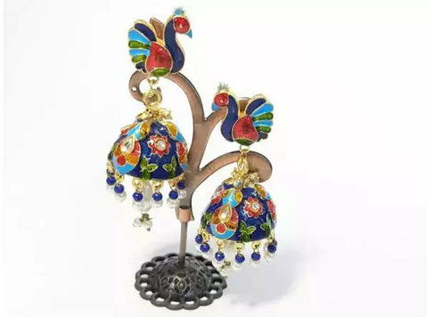 Buy peacock shaped oxidised earring with ghungaroo in Kochi - בגדים/אביזרים