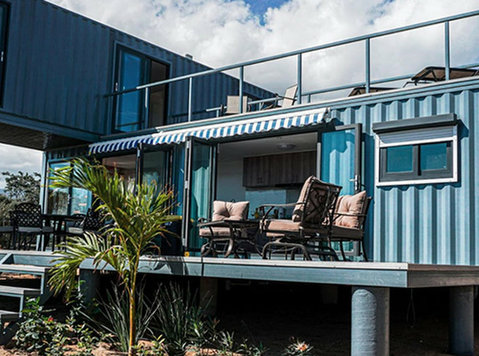 Choosing Light-weighted Portable Resort Manufacturers - Outros