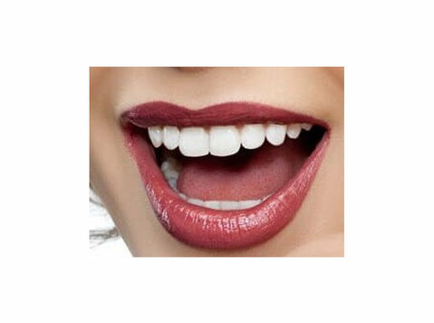 Teeth Whitening in Goregaon - Zeropain Dentist - Otros