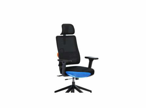 Sleek Racing-inspired Gaming Chair! - کتاب / بازی / دی وی دی